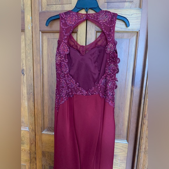 PROM DRESS - Picture 4 of 7